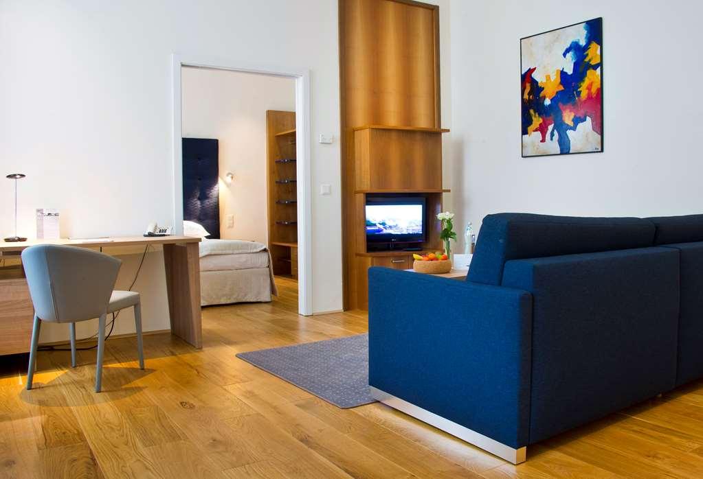 Hilight Hotel apartamentowy 4*