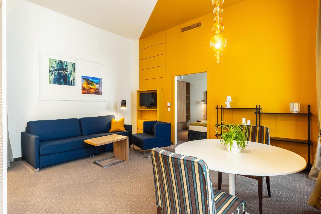 Hotel apartamentowy Hilight
