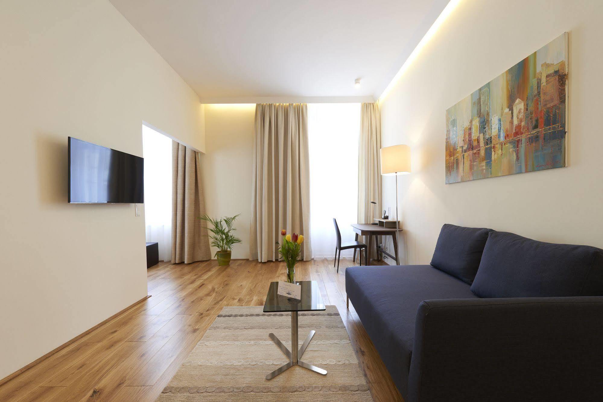 Hilight Hotel apartamentowy 4*