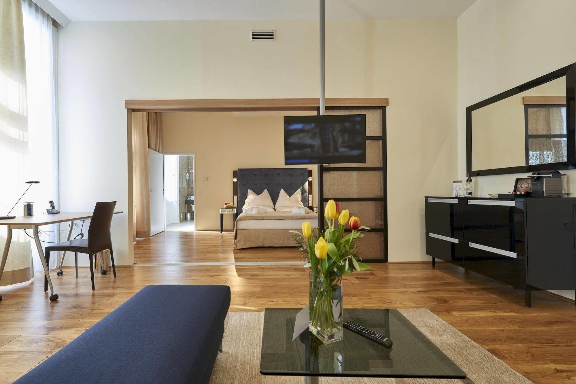 Hotel apartamentowy Hilight 4*